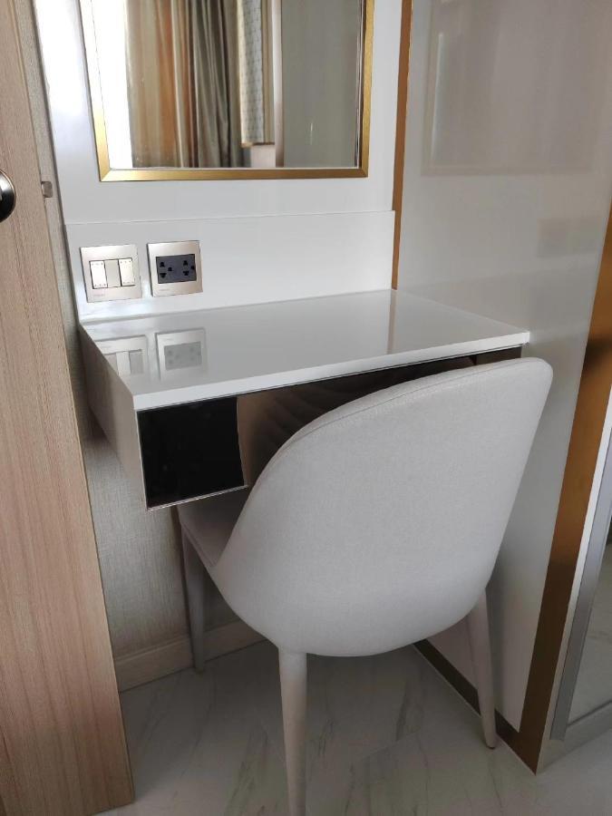 Romantic Beach Apartment芭堤雅水系高档酒店式公寓可做饭 หาดจอมเทียน ภายนอก รูปภาพ
