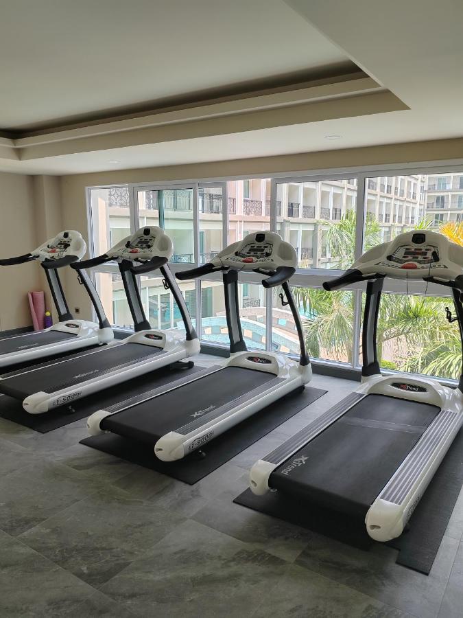 Romantic Beach Apartment芭堤雅水系高档酒店式公寓可做饭 หาดจอมเทียน ภายนอก รูปภาพ